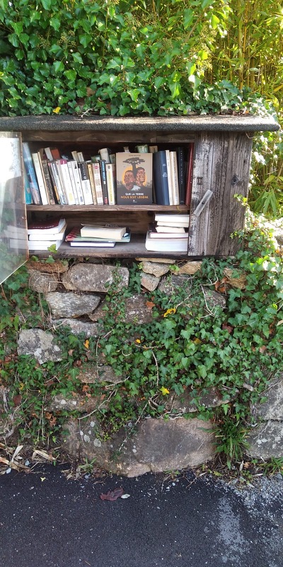 Boîte à livres - Riec-sur-Bélon
